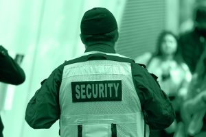 Qual è la differenza tra omicidio di massa e terrorismo?