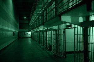 Quali sono le 10 prigioni peggiori al mondo? In questi luoghi la punizione diventa sopravvivenza e l’uomo è ridotto al limite estremo.