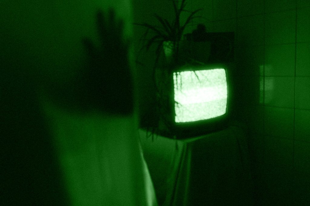 L’episodio finale di Monster riscrive la realtà e alimenta il dubbio: Ed Gein ha davvero ispirato altri serial killer?