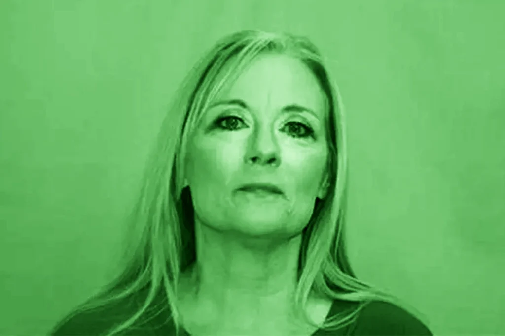 Tamara Hamby è accusata, insieme a tre complici, del finto rapimento della figlia Jami in Arkansas per “proteggerla” dai predatori online.