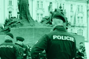 Scopri i delitti più discussi e famosi della Repubblica Ceca: casi storici e moderni che hanno segnato la memoria collettiva del Paese.