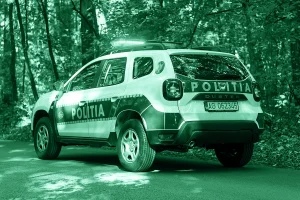 Macchina della Polizia romena, simbolo delle indagini svolte sui delitti più discussi e famosi in Romania.