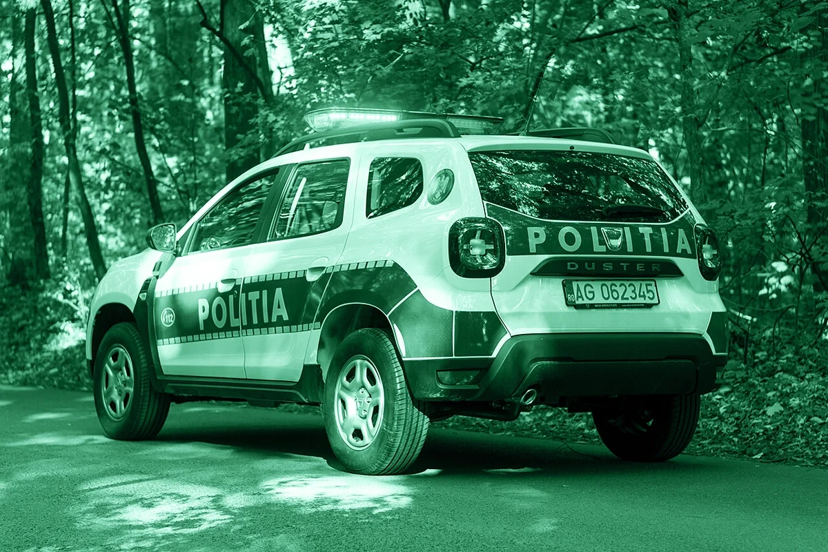 Macchina della Polizia romena, simbolo delle indagini svolte sui delitti più discussi e famosi in Romania.