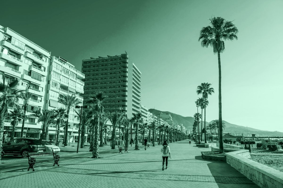 Lungomare di Fuengirola, luogo in cui si è verificata la sparatoria culminata nel duplice omicidio dei due scozzesi in Spagna.