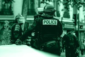 Polizia americana che simboleggia la nascita della BAU, l'Unità di Analisi comportamentale dell'FBI.